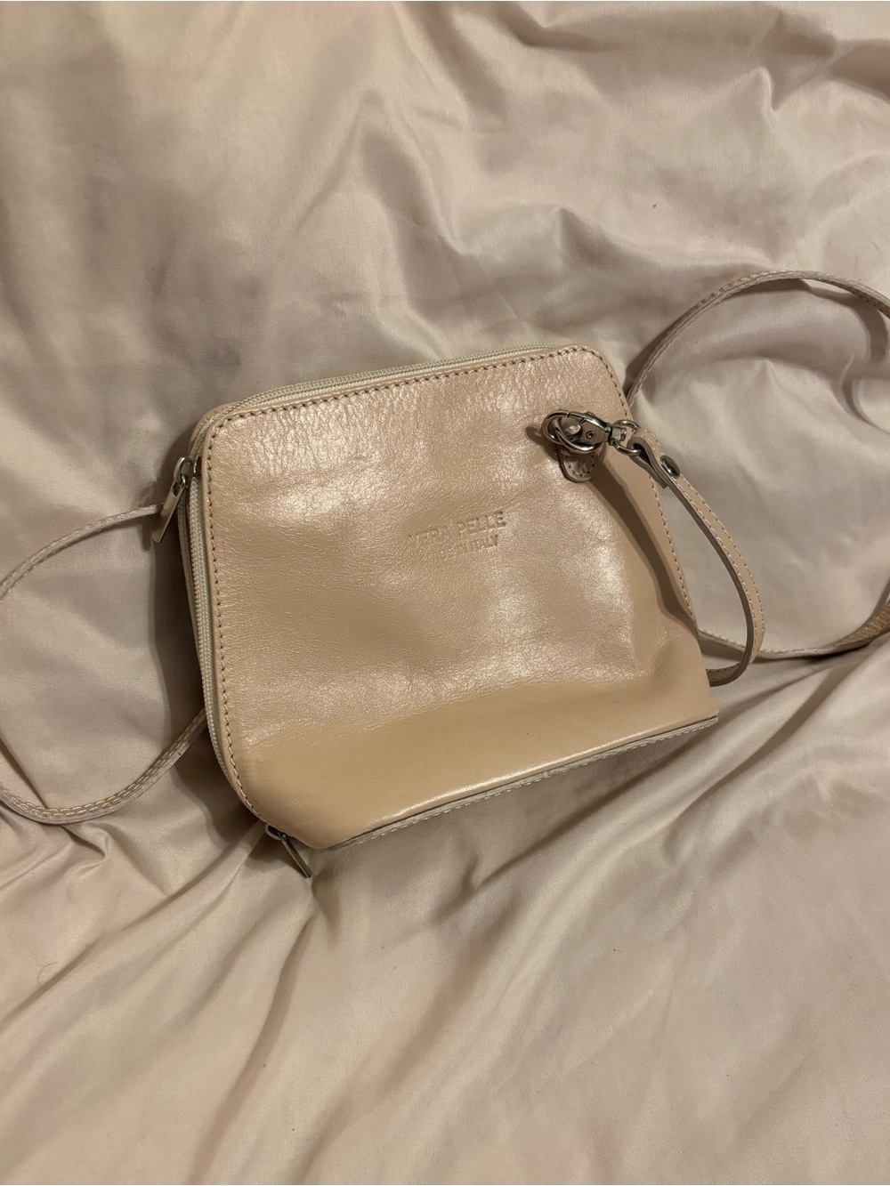 Vera Pelle Cream Leather Crossbody Bag